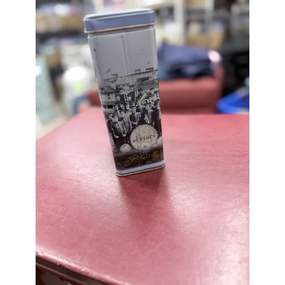 Hershey's 1996 Collectible Tin 7